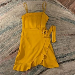 Fasinova Ruffle dress